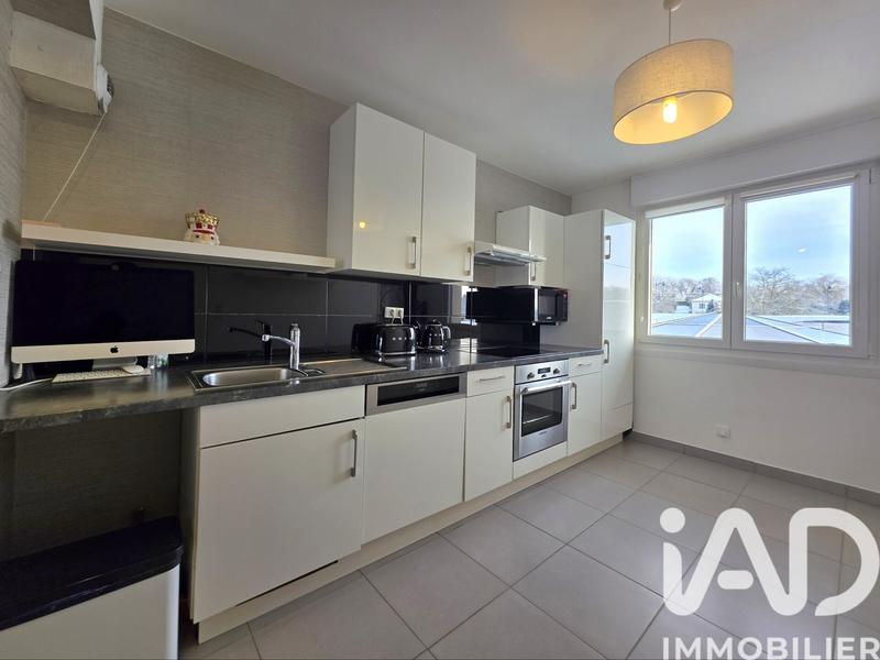 Appartement - 90 m² - 4 pièces