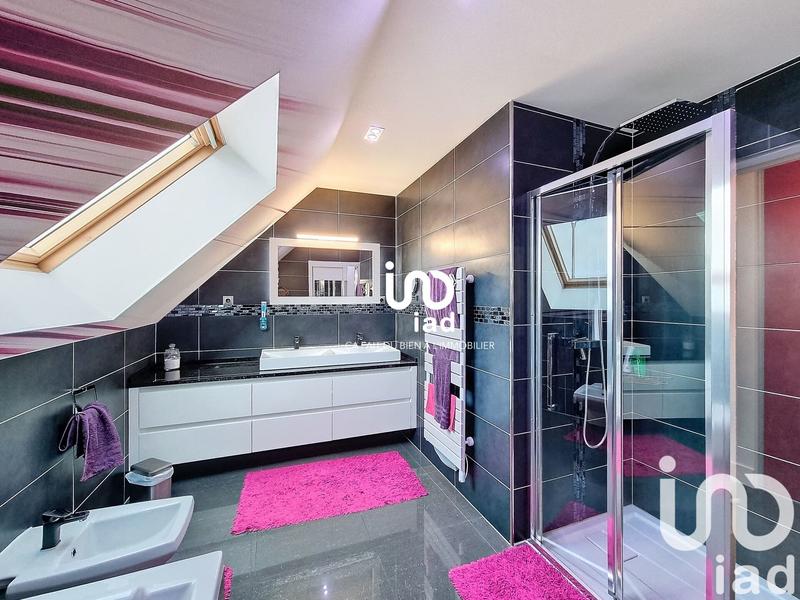 Maison de maîtres - 190 m² - 8 pièces