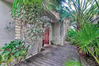 Maison - 139 m² - 5 pièces