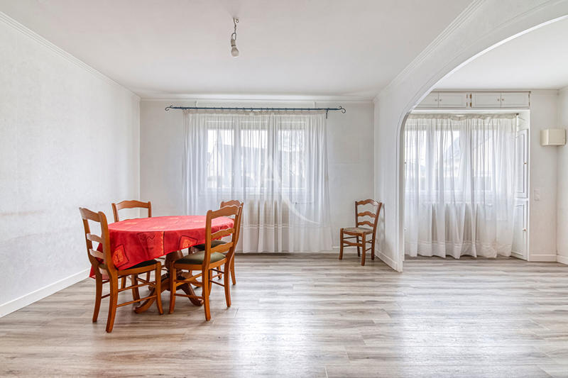 Maison - 88 m² - 4 pièces