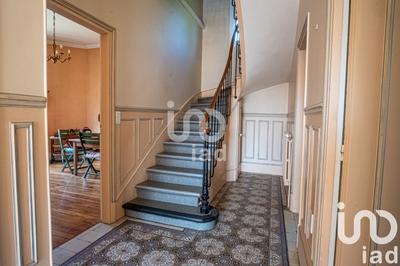 Maison - 165 m² - 9 pièces