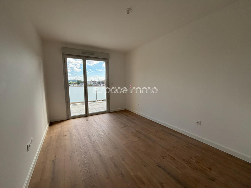 Appartement - 87 m² - 3 pièces