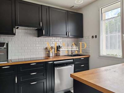 Maison - 117 m² - 4 pièces