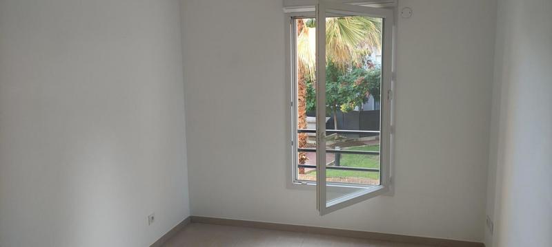 Appartement - 82 m² - 3 pièces