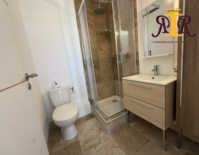 Maison - 213 m² - 8 pièces