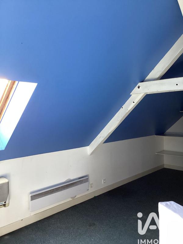 Maison - 600 m² - 8 pièces