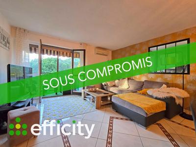 Appartement - 90 m² - 4 pièces