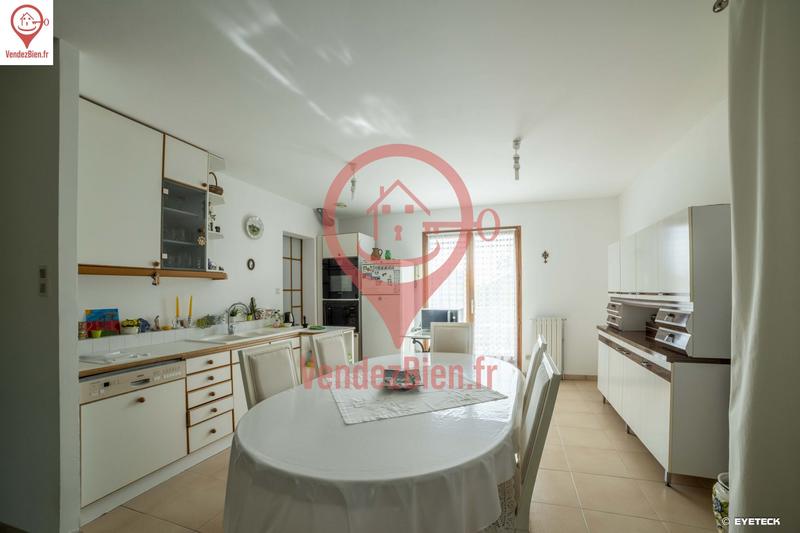 Maison traditionnelle - 130 m² - 5 pièces