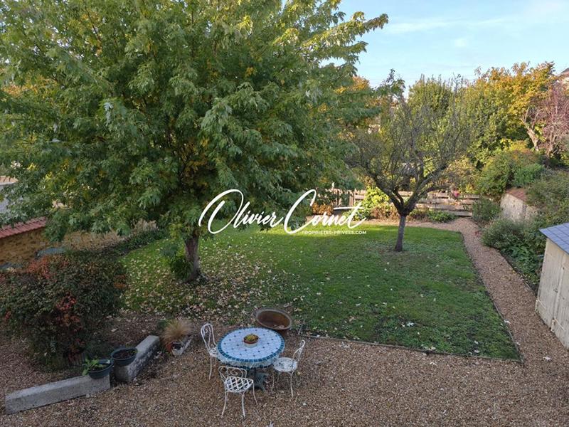 Maison - 161 m² - 7 pièces