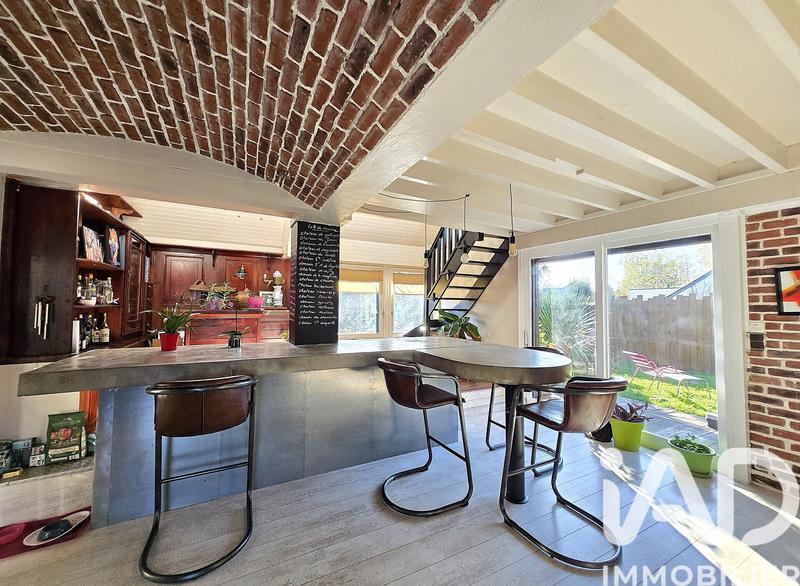 Maison - 208 m² - 8 pièces