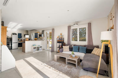 Maison - 131 m² - 6 pièces