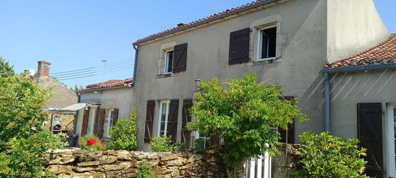 Maison - 320 m² - 11 pièces
