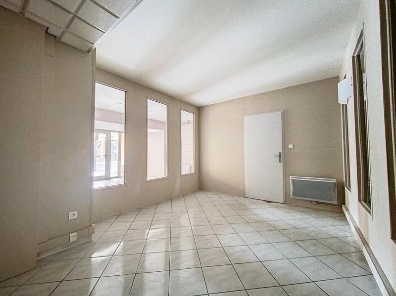 Local d'activités - 72 m² - 3 pièces