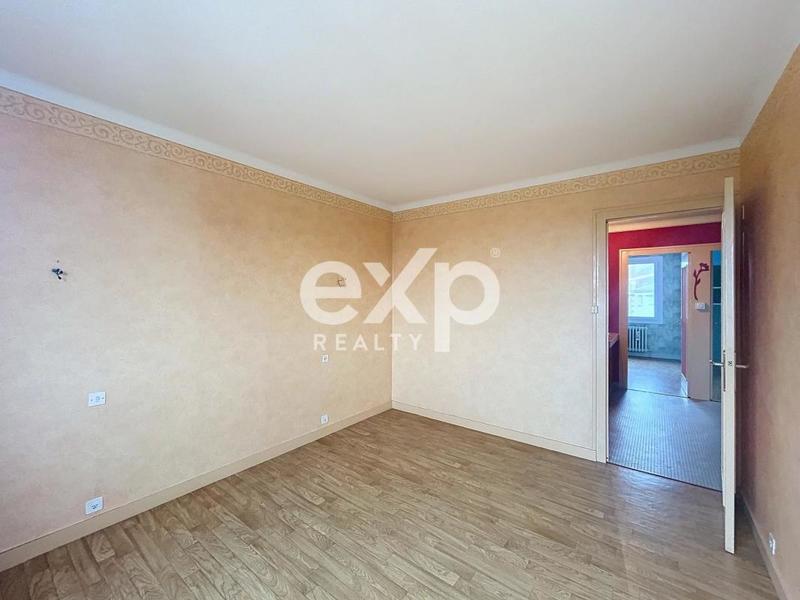 Maison - 137 m² - 6 pièces