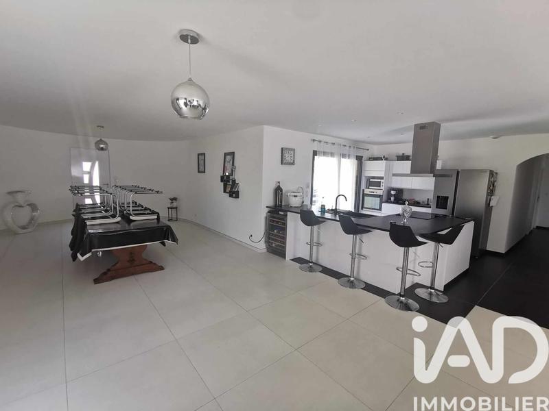 Maison - 161 m² - 5 pièces