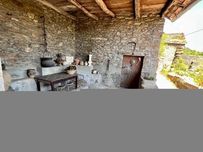 Maison de village - 90 m² - 5 pièces