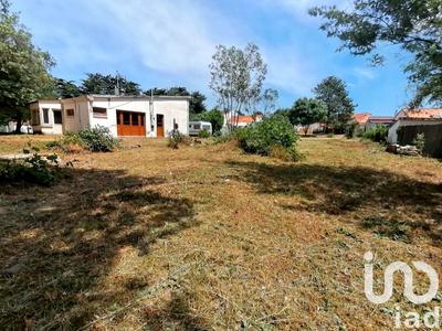 Terrain - 1 403 m²