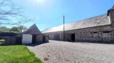 Maison en pierre - 134 m² - 6 pièces