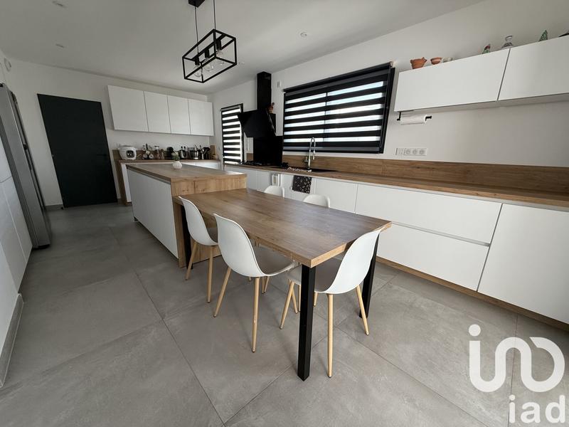 Maison - 160 m² - 6 pièces