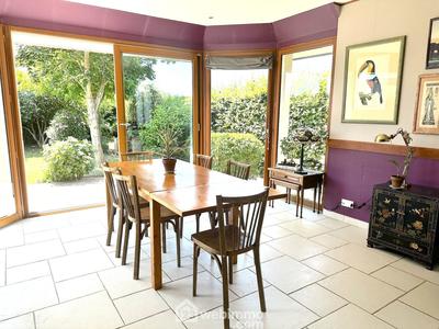 Maison - 186 m² - 7 pièces