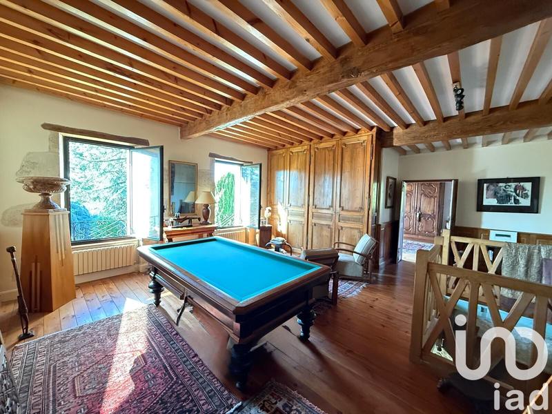 Maison - 380 m² - 12 pièces