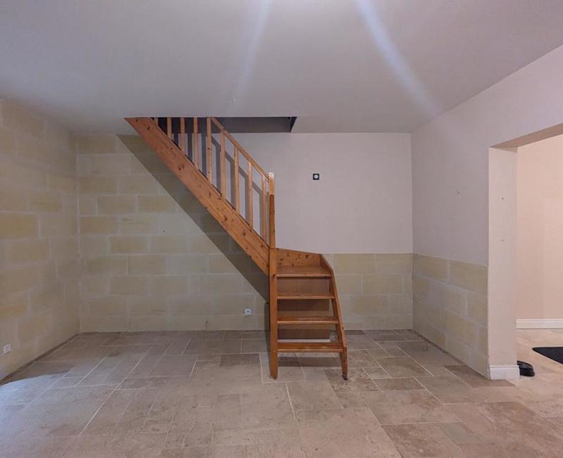 Maison - 261 m² - 11 pièces