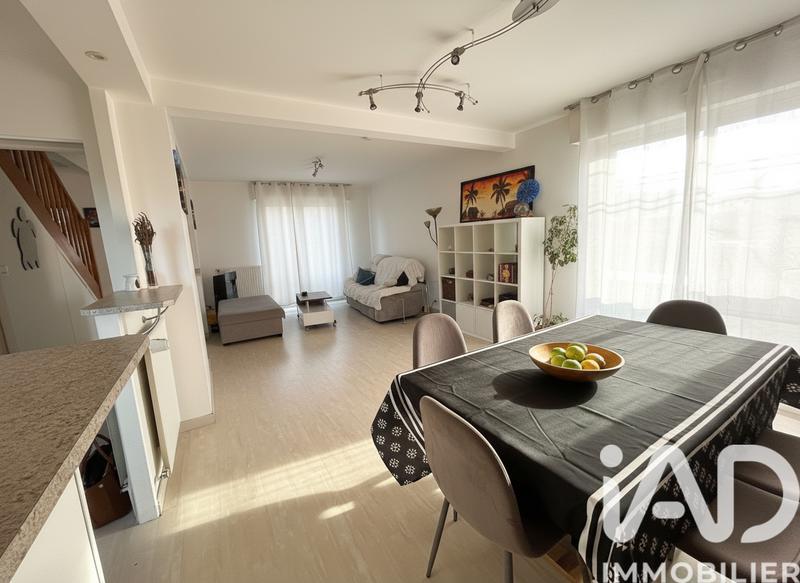 Maison - 90 m² - 4 pièces