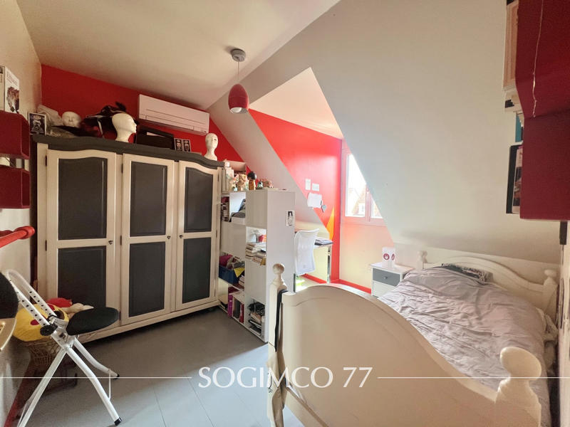 Maison - 119 m² - 7 pièces