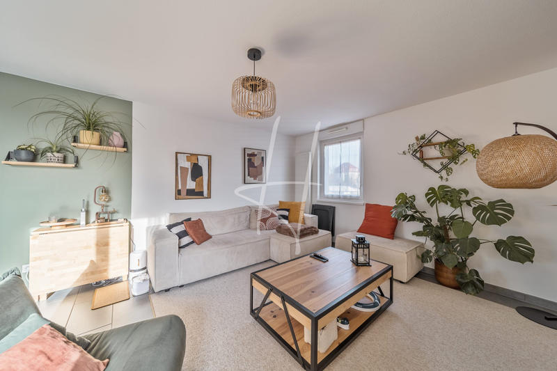 Appartement - 84 m² - 5 pièces