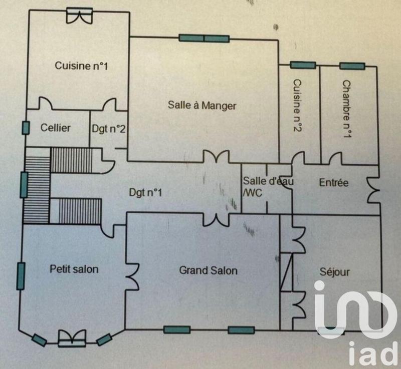 Maison - 350 m² - 13 pièces