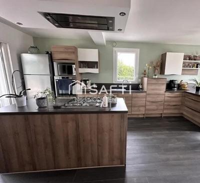 Maison - 157 m² - 6 pièces