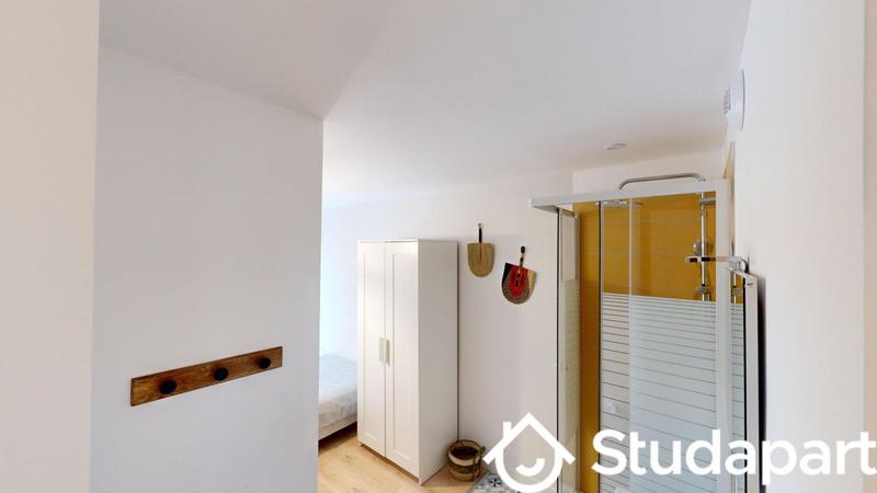 Chambre - 11 m² - 1 pièce