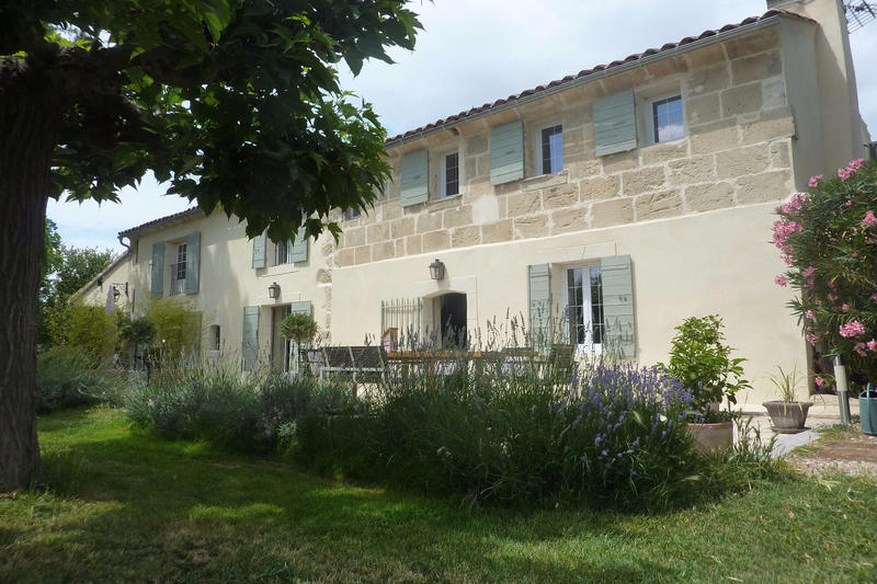 Mas - 270 m² - 7 pièces