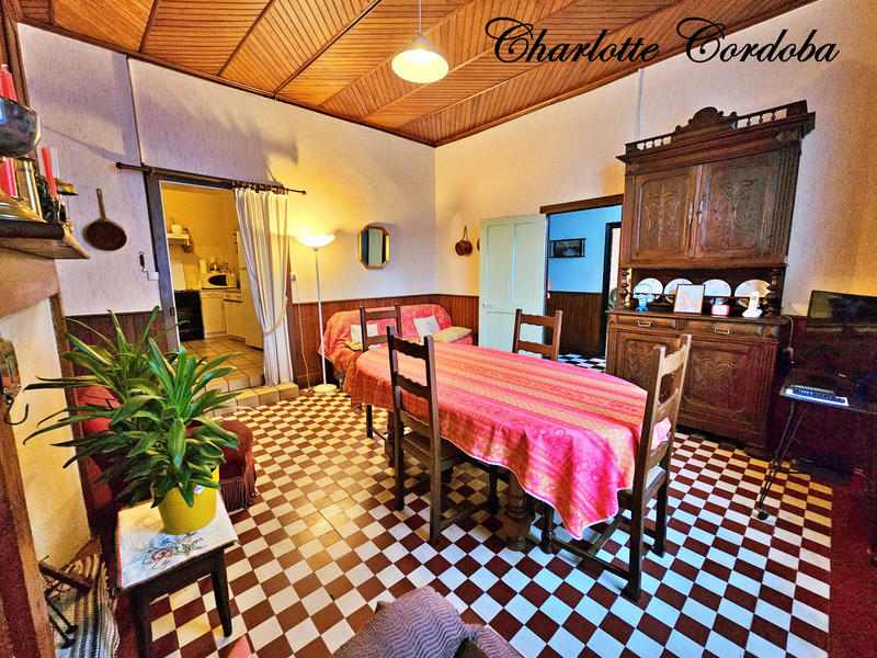 Maison - 157 m² - 6 pièces