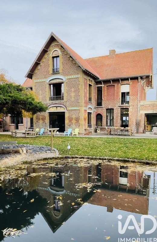 Maison - 379 m² - 10 pièces