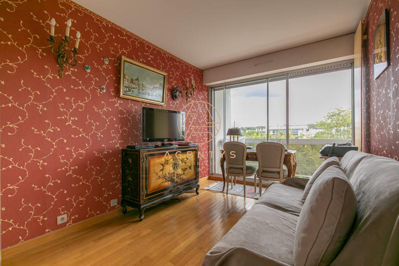 Appartement - 103 m² - 5 pièces