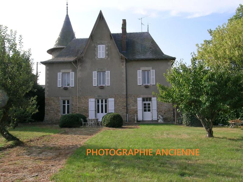 Maison - 341 m² - 14 pièces