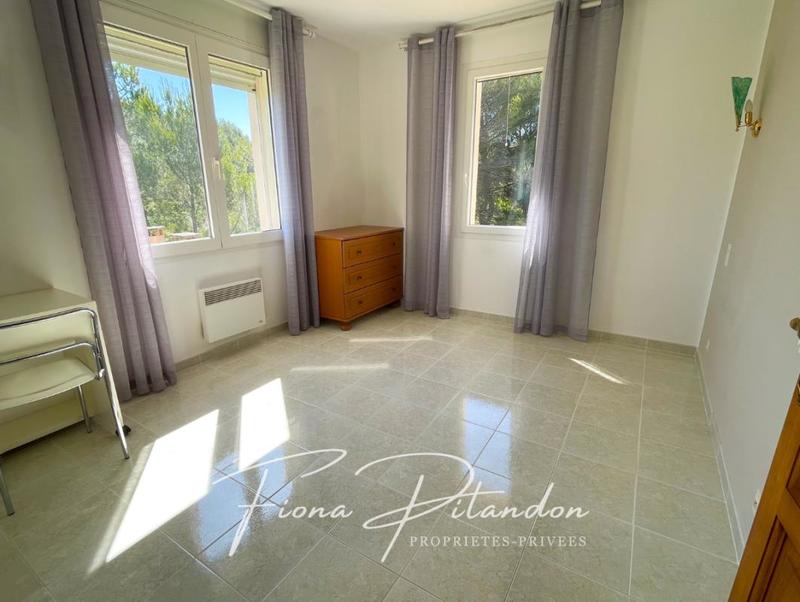 Villa - 200 m² - 7 pièces