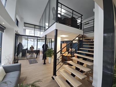 Local commercial - 203 m²