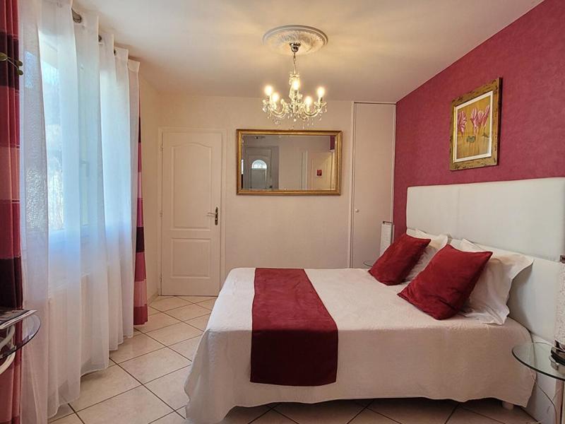 Maison - 190 m² - 7 pièces