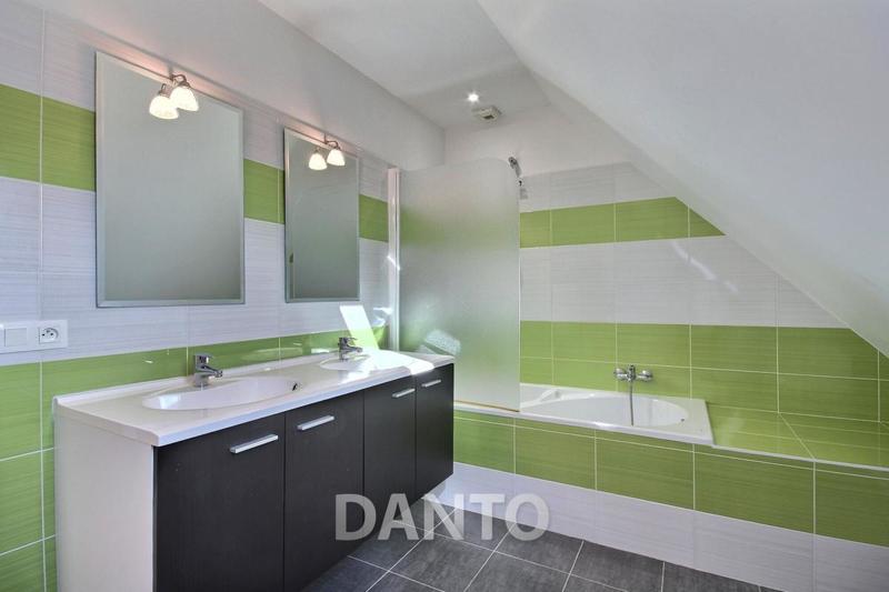 Maison - 103 m² - 5 pièces