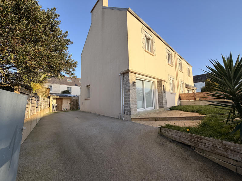 Maison - 115 m² - 7 pièces