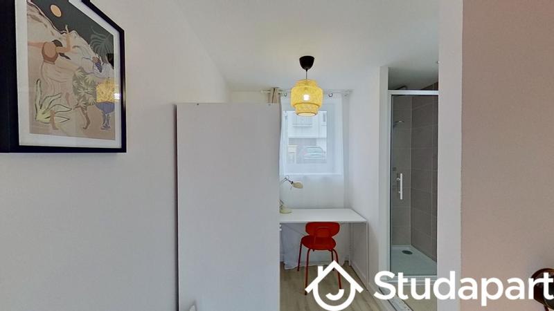 Chambre - 12 m² - 1 pièce