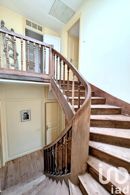 Maison de ville - 185 m² - 7 pièces