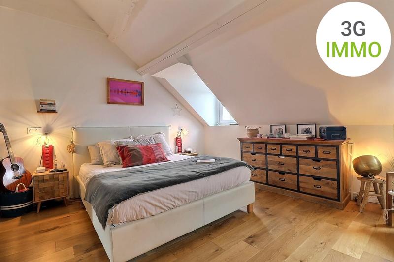 Appartement - 100 m² - 5 pièces