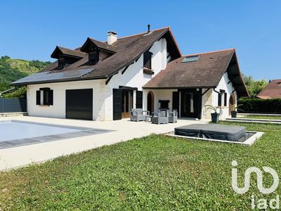 Maison - 120 m² - 3 pièces