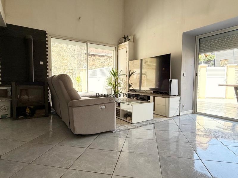 Maison de village - 92 m² - 3 pièces