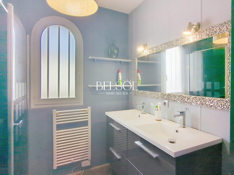 Villa - 160 m² - 5 pièces