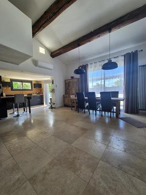 Maison - 105 m² - 4 pièces