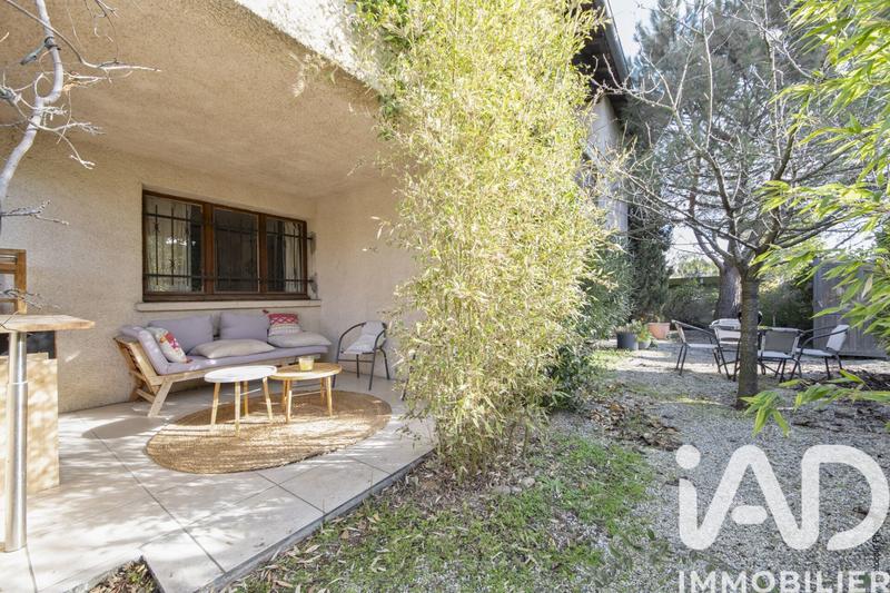 Maison - 201 m² - 6 pièces